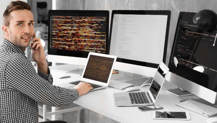 探索的テストとは|潜在的な不具合を検知する3つ手法とメリット・デメリット| Qbook