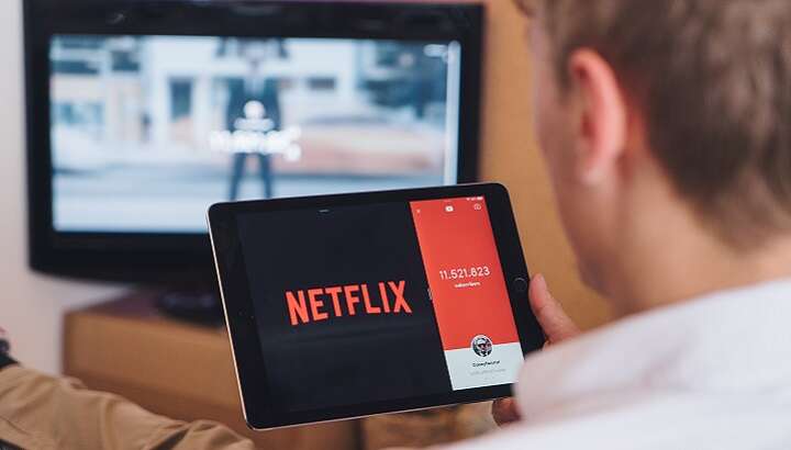 エンジニアなら見ておきたい!Netflixで見るべき作品8選| Qbook